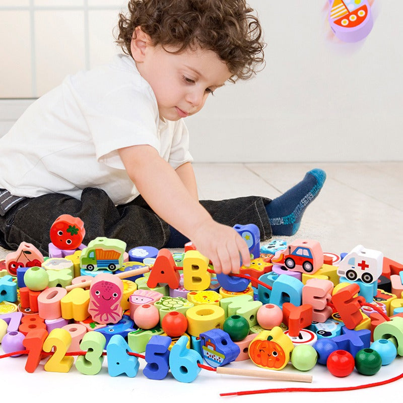 Kit de Contas de Madeira Montessori com Cordão – Brinquedo Educativo de Encaixe com Animais, Frutas, Letras e Números