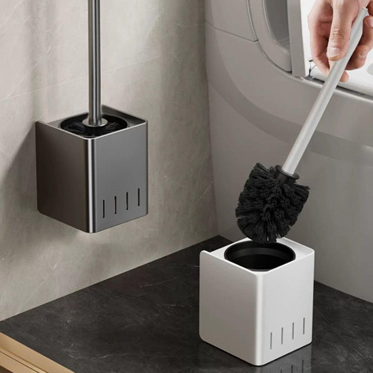 Escova Sanitária com Suporte de Parede – Design Inoxidável para Limpeza de Banheiro